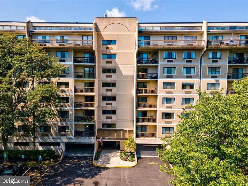 700 Avondale Rd #5J