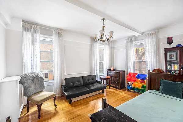 Rented by Compass | media 9