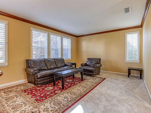 5th image of 2411 Minden Way