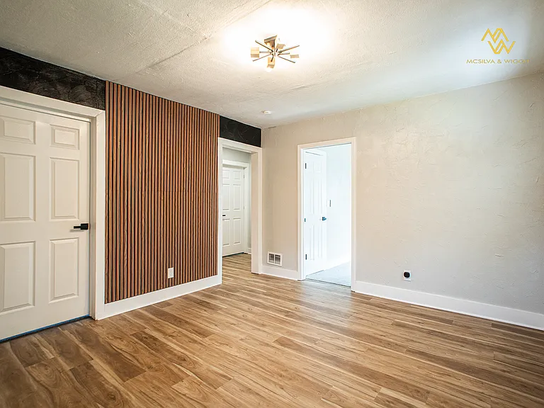 4444 Agnes Ave — Photo 5