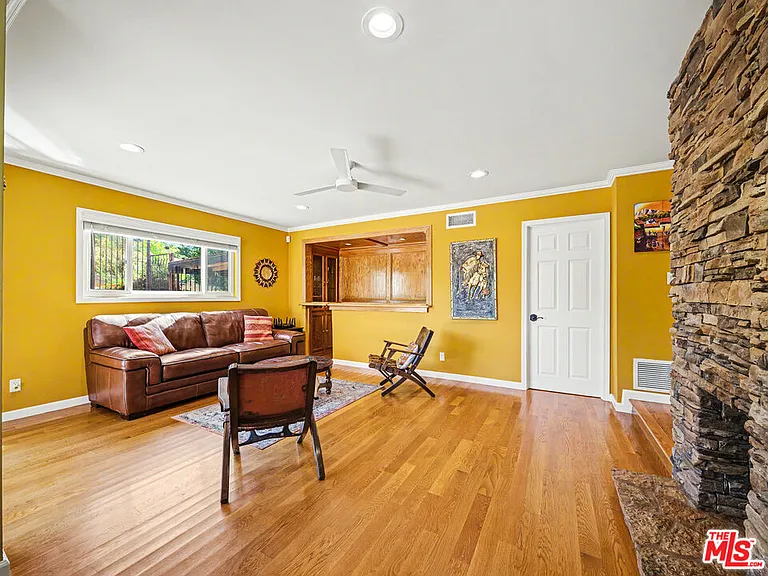 3106 Voltaire Dr — Photo 21