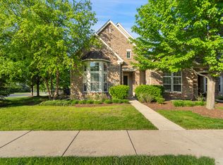 2904 Portage St, Naperville, IL 60564
