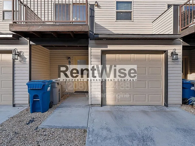 8732 W Pine Valley Ln — Photo 10