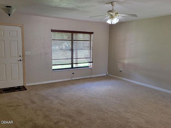 5th image of 1923 S Palmetto Ave