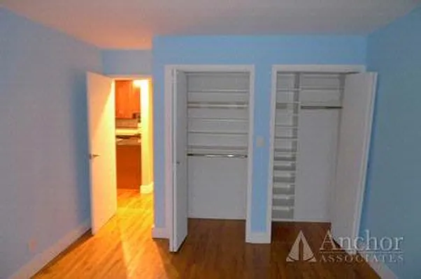 Rented by Anchor Associates | media 26
