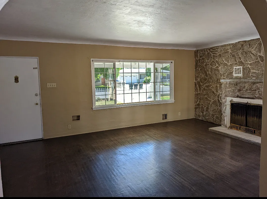 3 bed, 1580 sqft, $2,500 — Photo 4