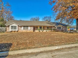 8 Oak Hill Rd, Shawnee, OK 74804