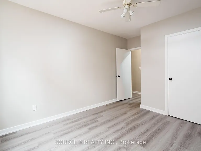 122 5th St #8 — Photo 15