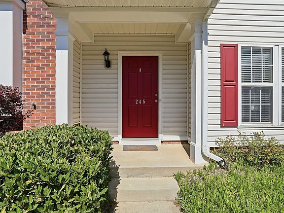 5th image of 245 Hadley Commons Dr