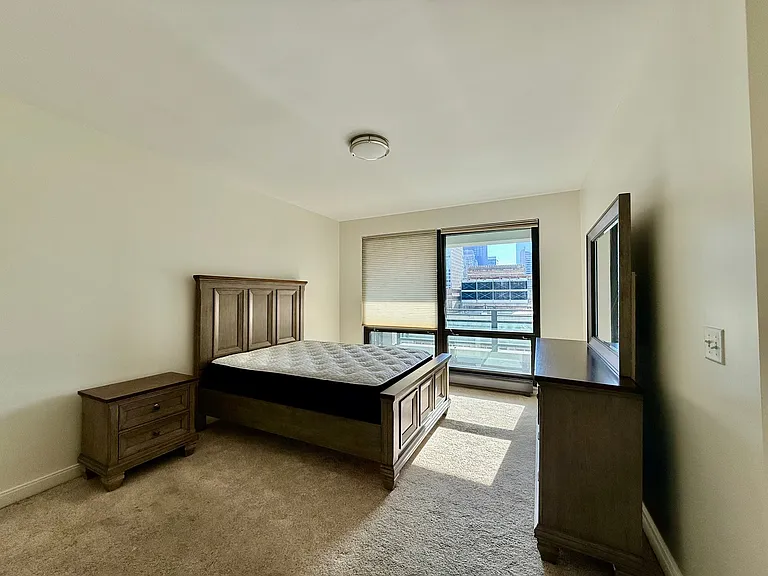 130 N Garland Ct #2110 — Photo 6