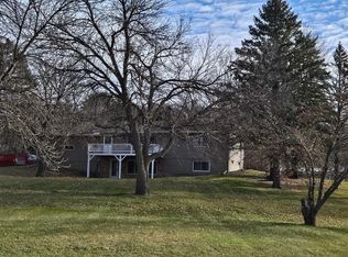 9201 Kilbury Ave NW, Annandale, MN 55302