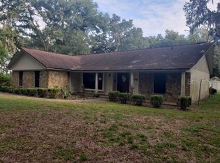 1403 W Keysville Rd, Plant City, FL 33567