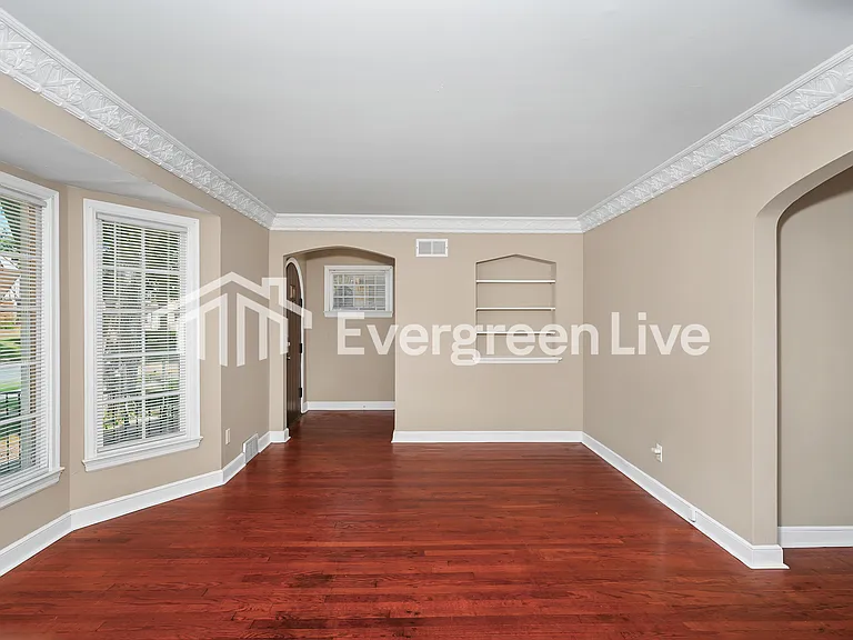 3202 N 53rd St #1 — Photo 7