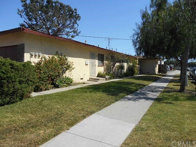 1st image of 3560 W 168th St
