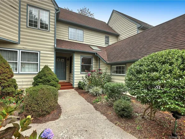 24 L Hermitage Drive #24, Shelton, CT 06484