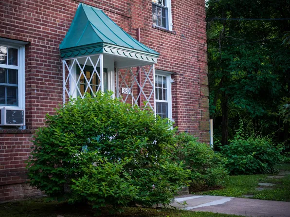 3932 W St NW #1A, Washington, DC 20007