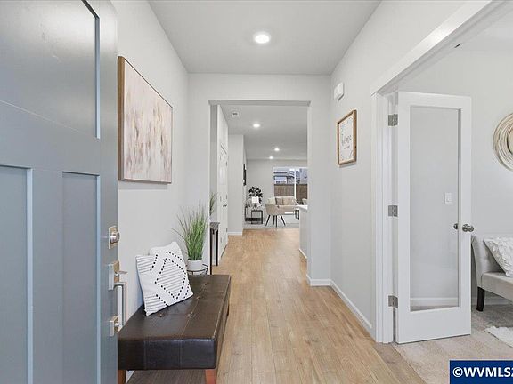 4th image of 1434 Gladiola Dr