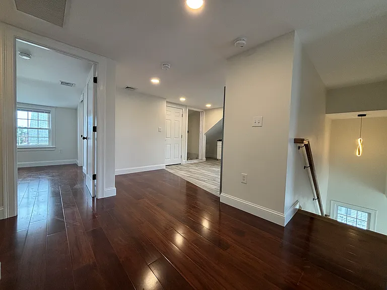 4 Appleton St #D — Photo 9