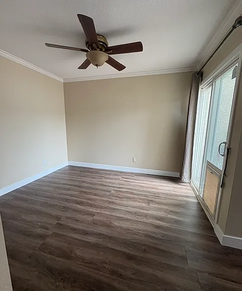 21441 Firwood — Photo 11