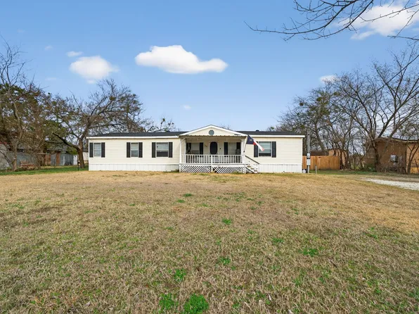 109 Wallace St, Lone Oak, TX 75453