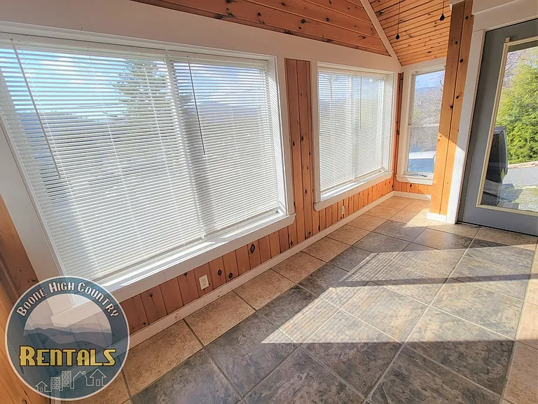 144 Azalea Way — Photo 10