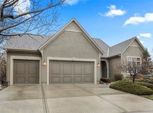 8904 W 161st St, Overland Park, KS 66085