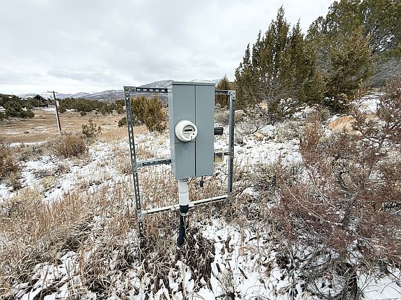 3rd image of 150 Mountain View Rd