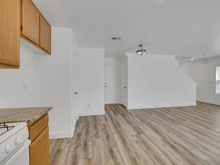 8305 Time Machine Ave — Photo 7