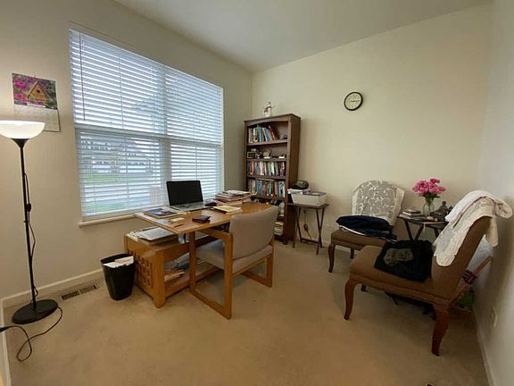 5th image of 8963 Pearsall Dr
