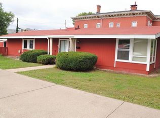 113 E 6th St, Winona, MN 55987