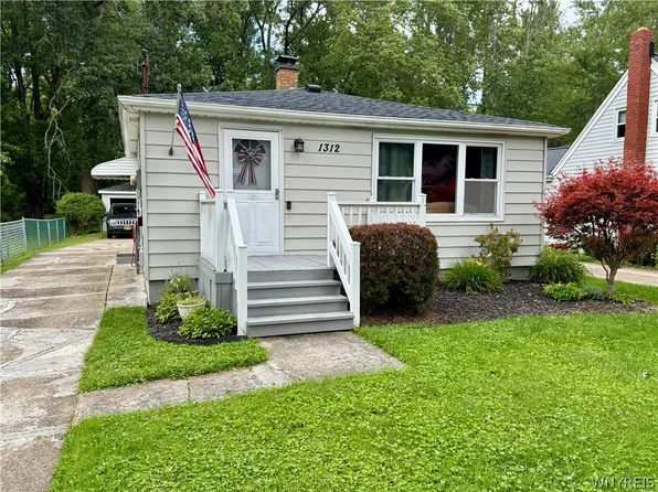 1312 Sherwood Ave, North Tonawanda, NY 14120
