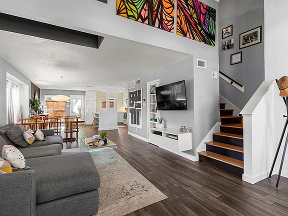 3rd image of 2601 S Braeswood Blvd APT 201