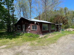 176 Pullen Rd, Dexter, ME 04930