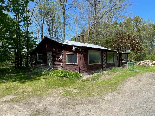 176 Pullen Road, Dexter, ME 04930