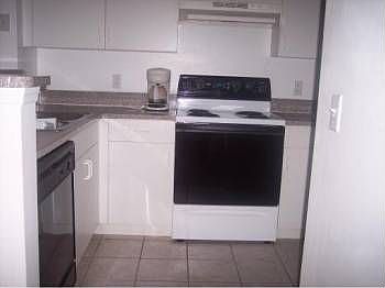 2nd image of 5045 Wiles Rd APT 203