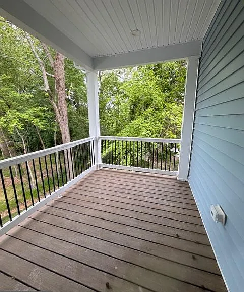 8836 Greenwood Ave — Photo 10
