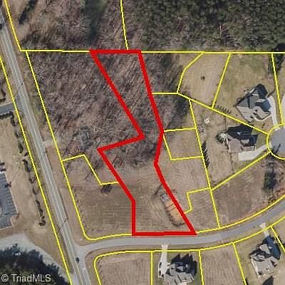 2nd image of 103 Cobblestone Walk Dr