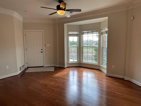 3rd image of 3569 Holborn Pl