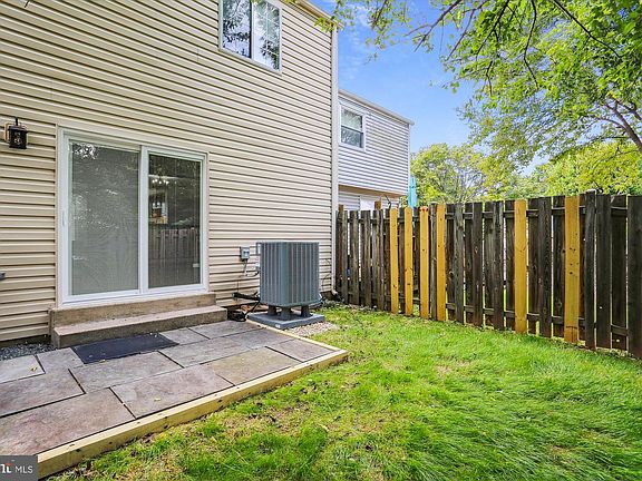 5th image of 12479 Quail Woods Dr