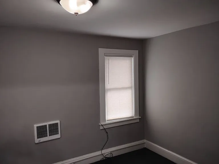 429 Manor St #4 — Photo 10
