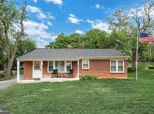 430 Black Rock Rd, Hanover, PA 17331