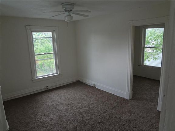 4th image of 313 N Fair Ave