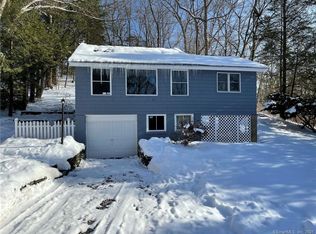 49 Coppermine Rd, Oxford, CT 06478