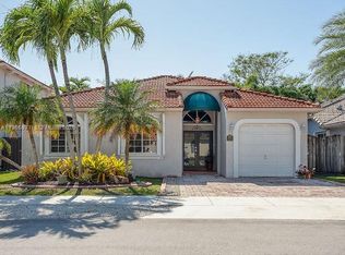 Bismark Homes At Venezia, Miami, FL 33185