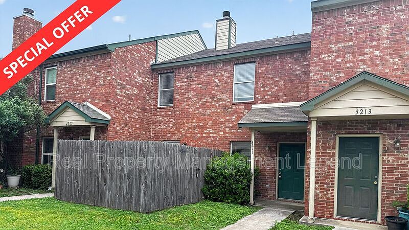 1st image of 3211 Roundtree Ln