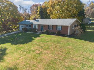 8301 Sharon Dr, Frederick, MD 21704