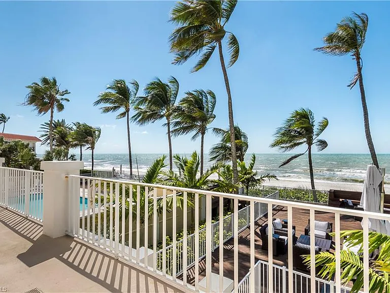3377 Gulf Shore Blvd N #1B — Photo 11