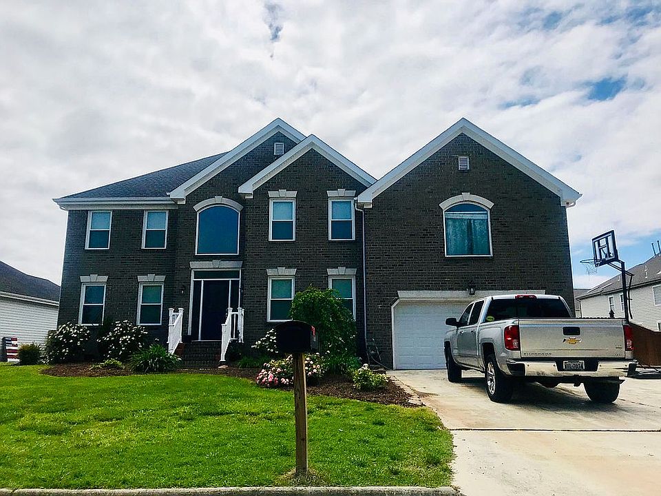 1st image of 2105 Oaklawn Ct