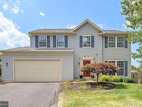3rd image of 9740 Logan Jay Dr
