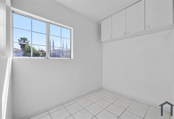 3rd image of 1611 S 4th Ave